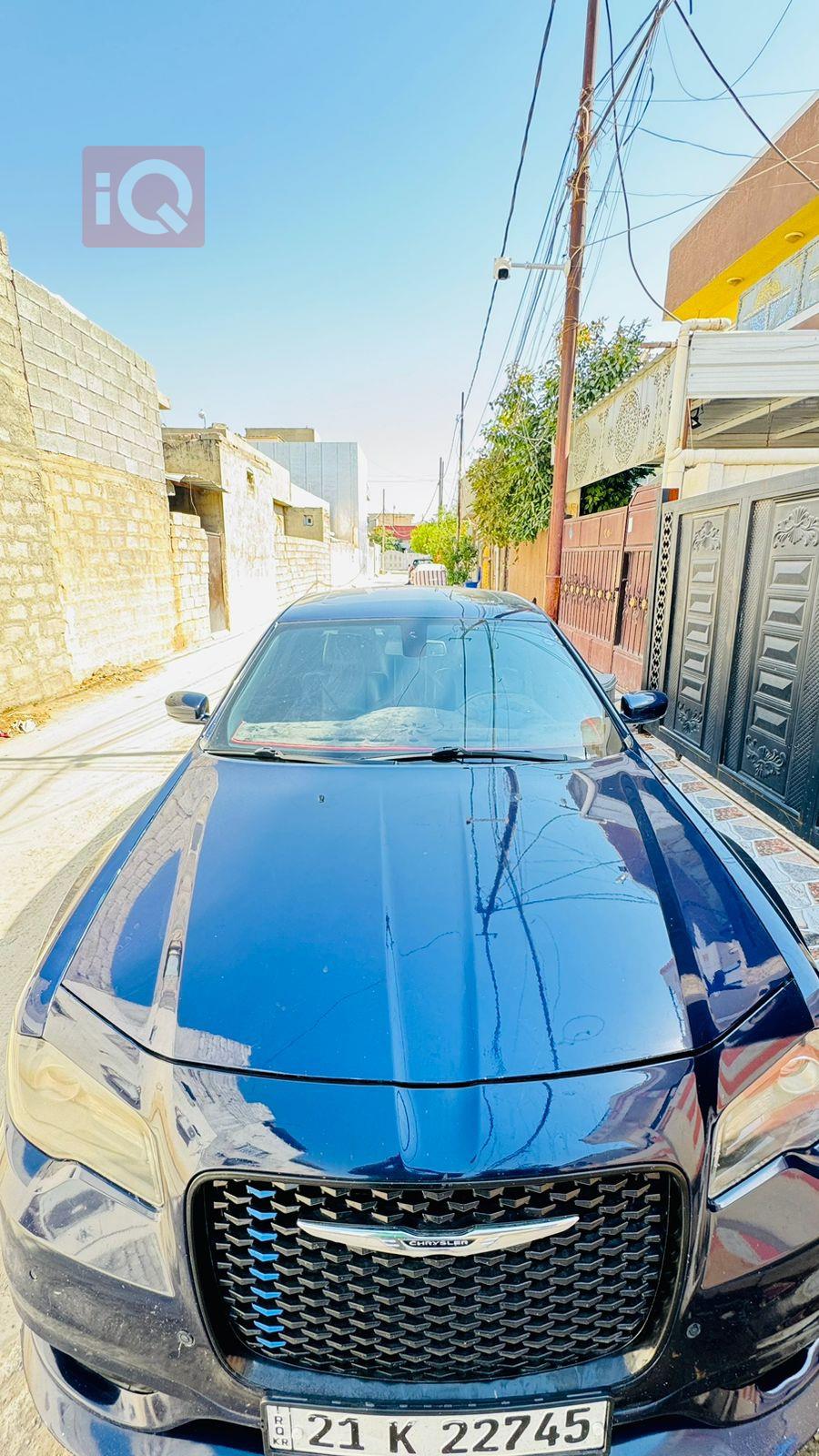 کرایسلەر 300